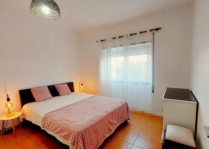 Lucia's Place Апартаменты Назаре